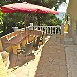 Vila Cui Bono *