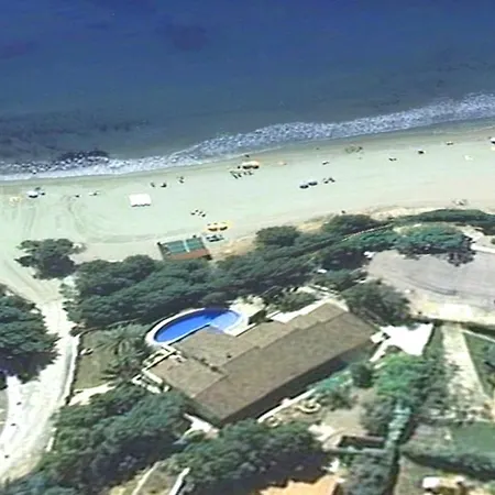 Cui Bono Villa