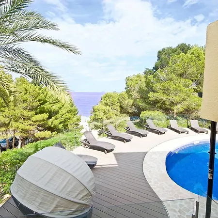 Villa Cui Bono *